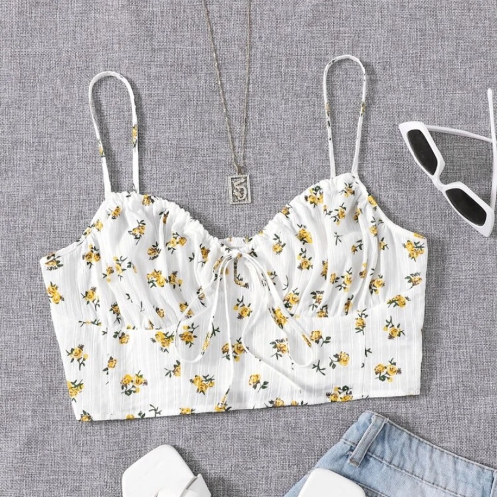 SHEIN Floral Front Knot Cropped Cami